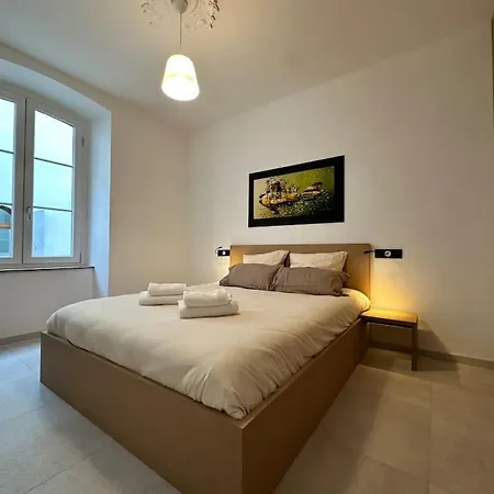 Apartment Le Big Stork - - Centre Historique