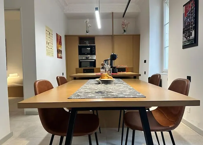 Le Big Stork - - Centre Historique Apartment